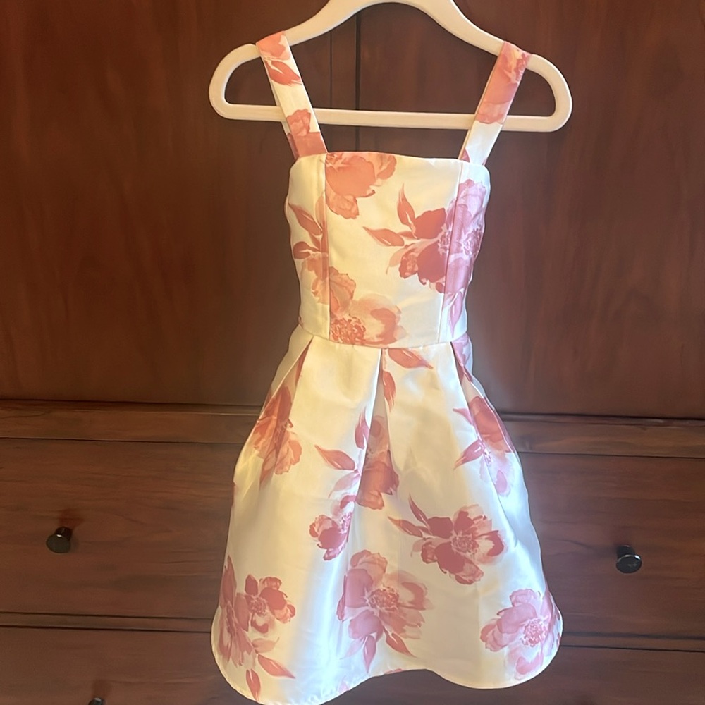 Floral dress for toddler girl!